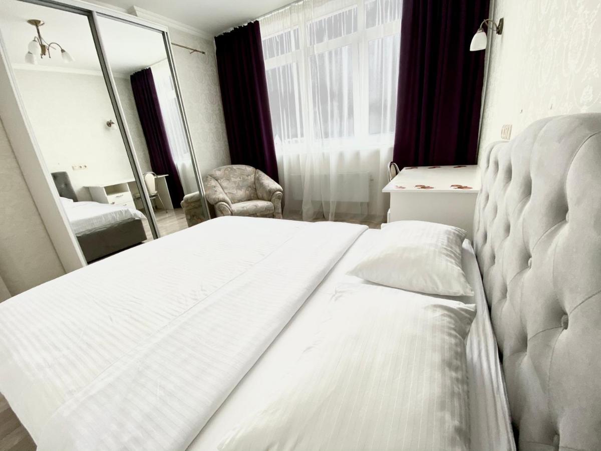 Apartments With Dnipro View Kiev Exterior foto